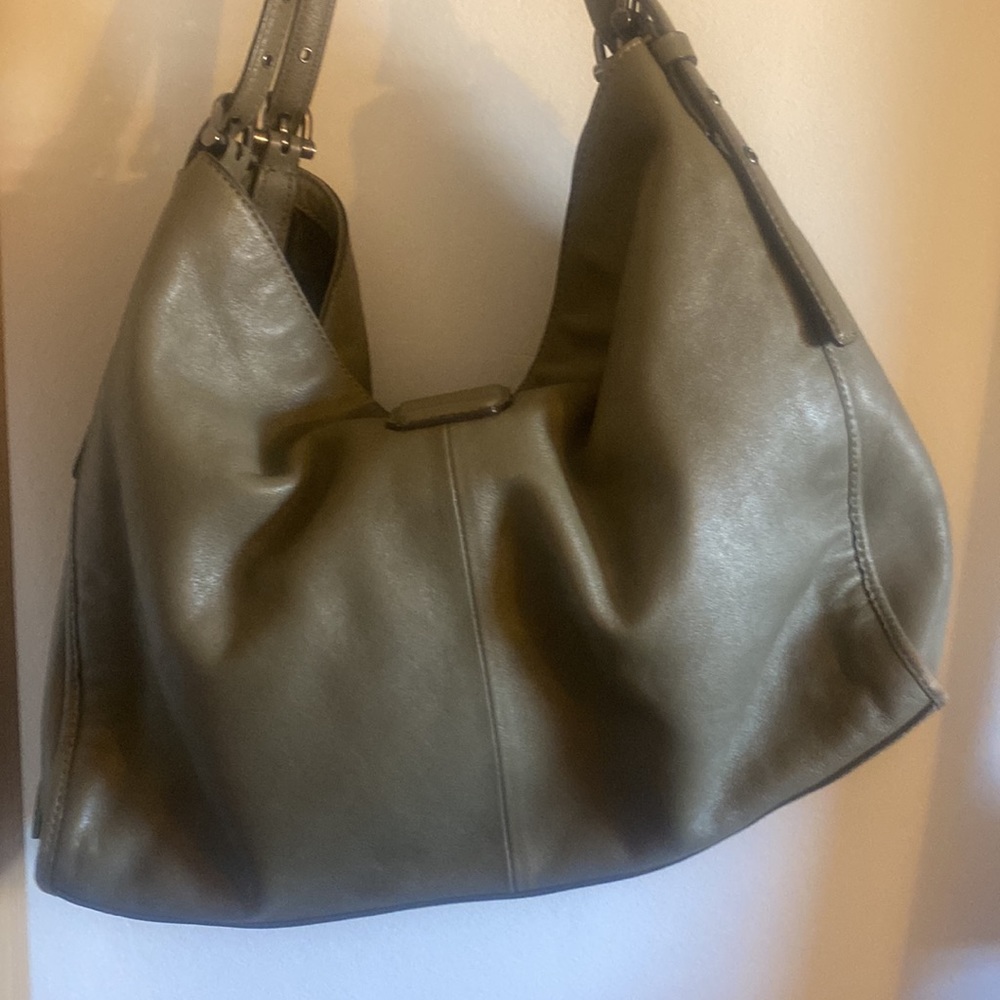 CoachCarlyle ~Rare Triple Turn Lock 32325 Olive Gray Leather Shoulder Bag - Picture 3 of 7